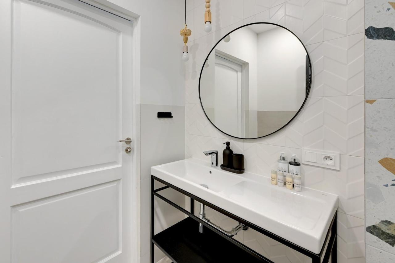 Szafarnia Marina & City Center By Downtown Apartments Гданск Екстериор снимка