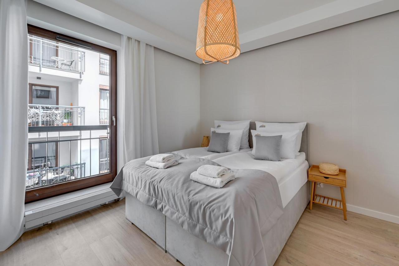 Szafarnia Marina & City Center By Downtown Apartments Гданск Екстериор снимка
